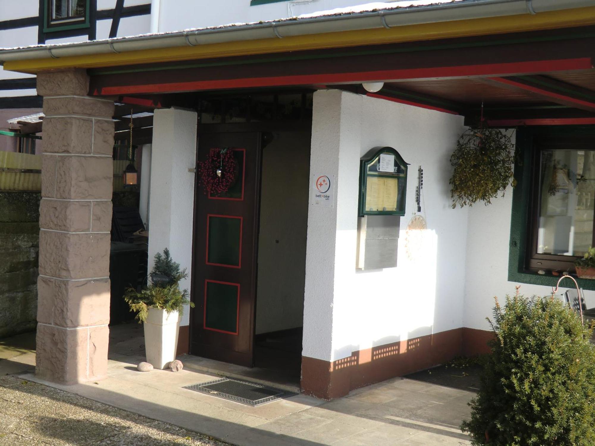 Hotel Die Clus Volksen  Exterior photo